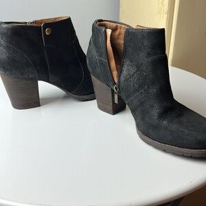 Clark’s Leather Boots Black 10M